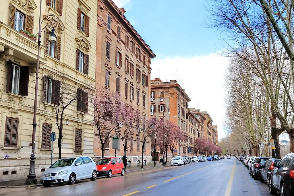 Gessi Halldis Apartment Rome